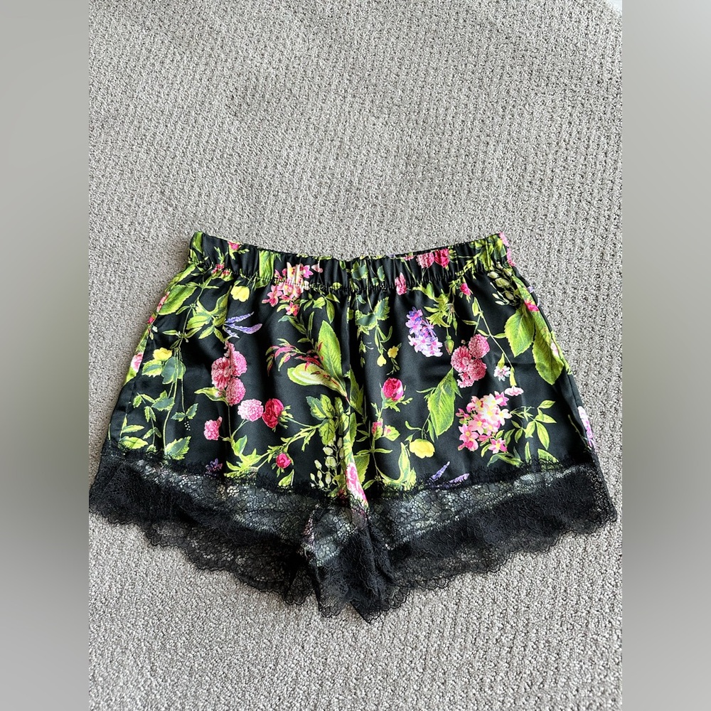Victoria's Secret Black and Green Floral Pijama Shorts
